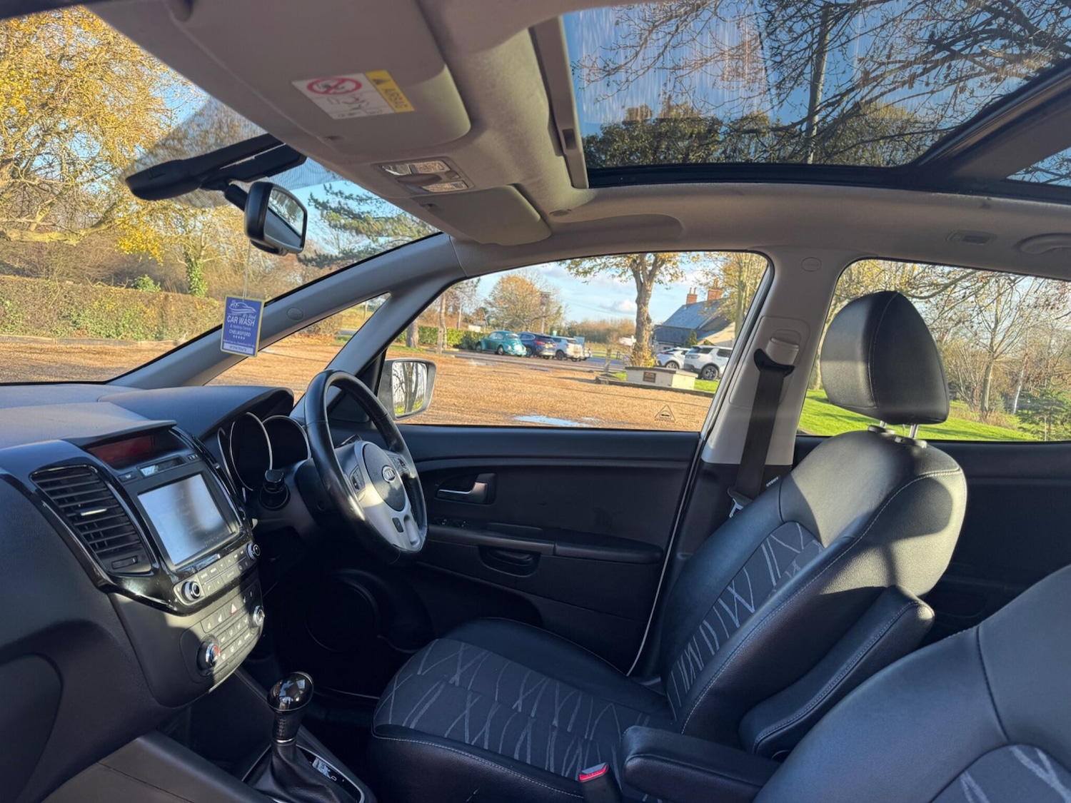 Used Kia Venga 2019 for sale - 76781767: Photo 2