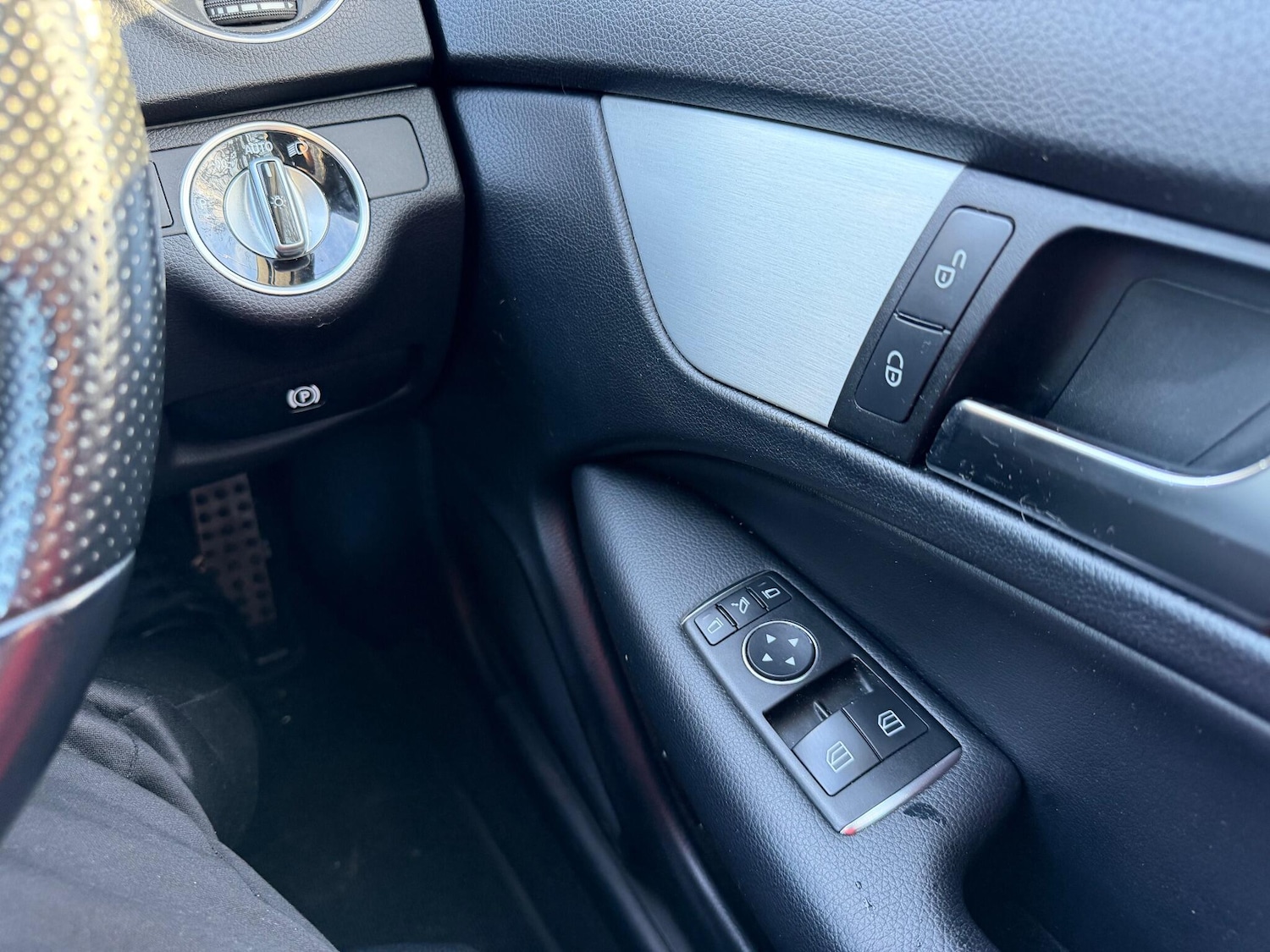 Used Mercedes-Benz C Class 2013 for sale - 76936437: Photo 21