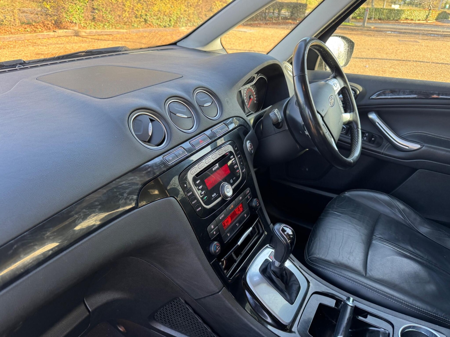 Used Ford Galaxy 2011 for sale - 76997409: Photo 8