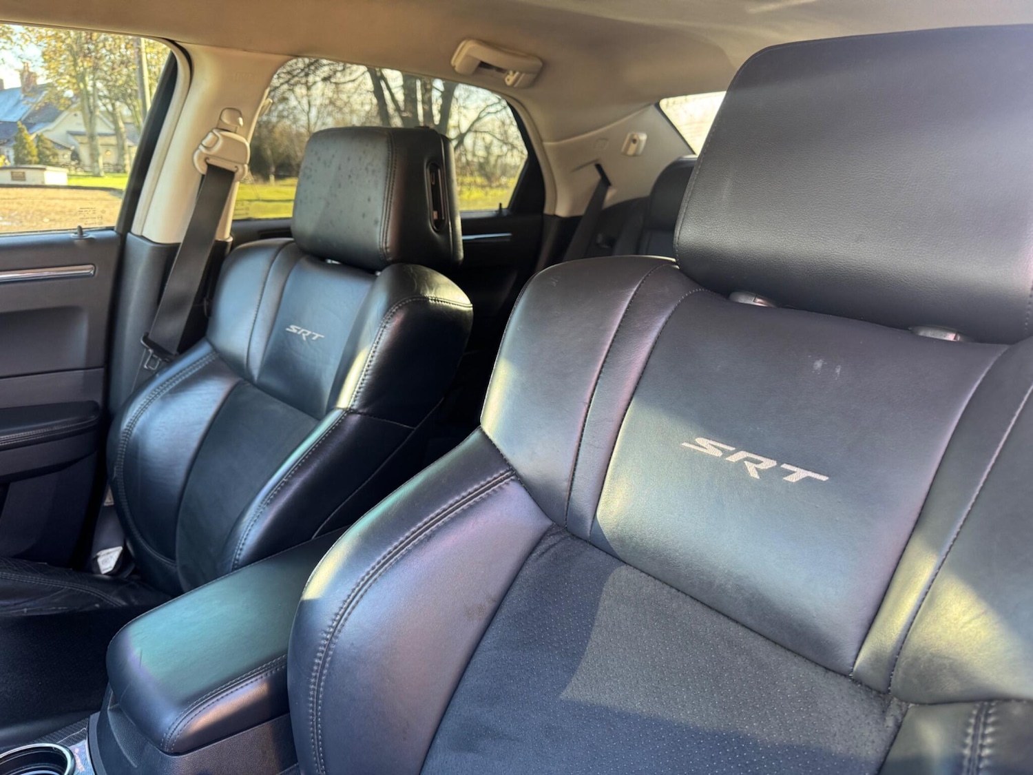 Used Chrysler 300C 2009 for sale - 76801010: Photo 4