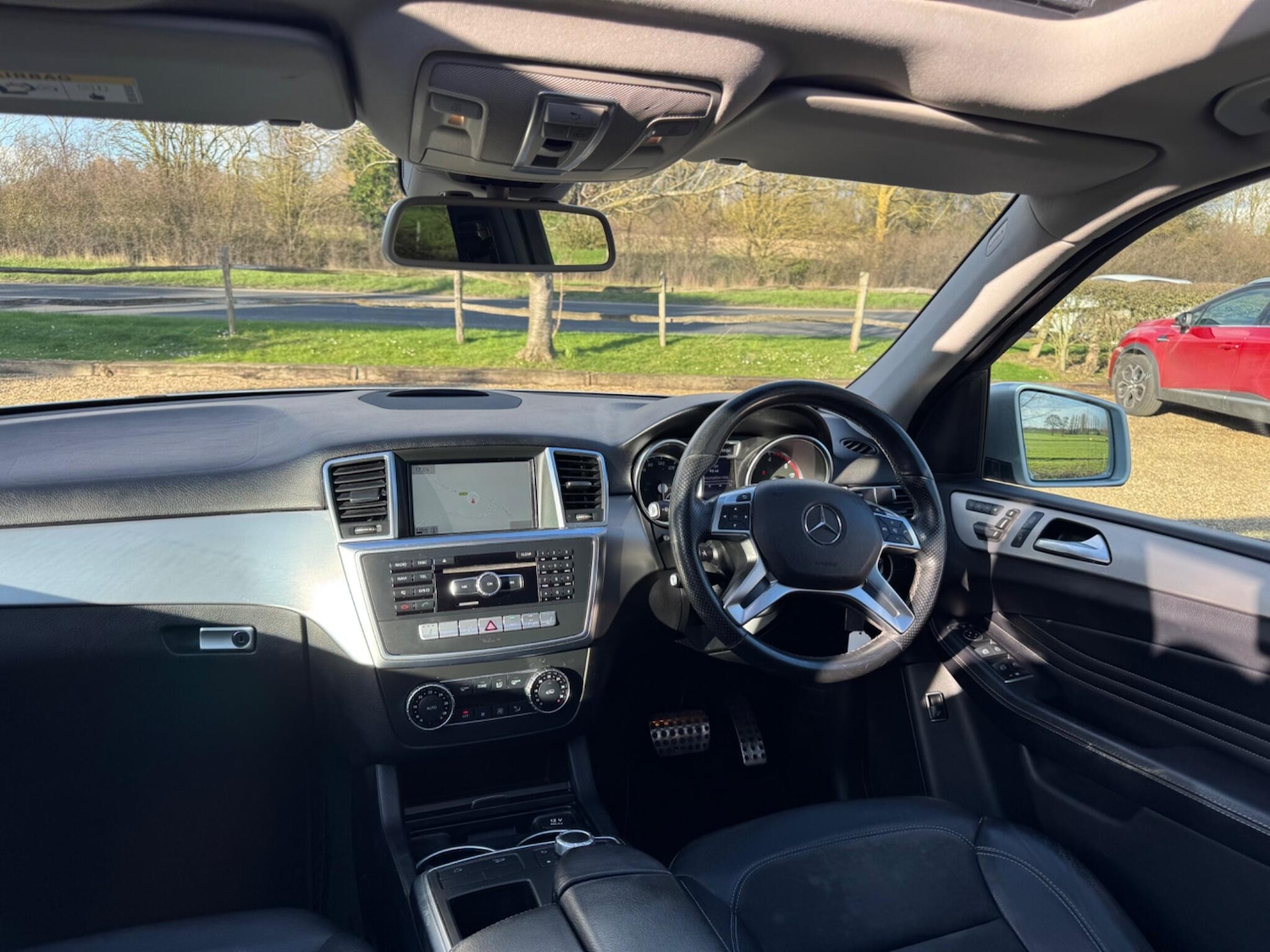 Used Mercedes-Benz M Class 2015 for sale - 77892975: Photo 3