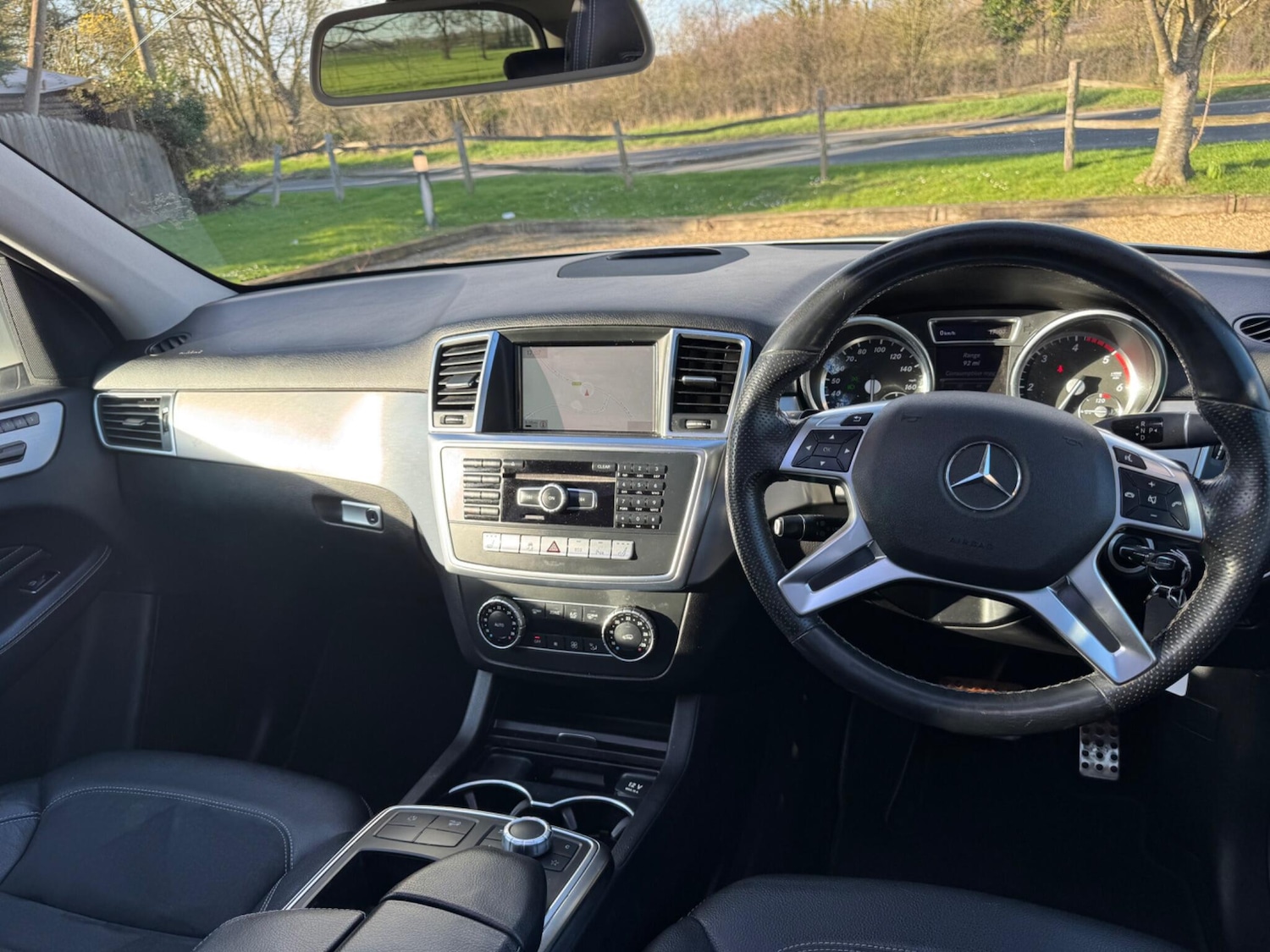 Used Mercedes-Benz M Class 2015 for sale - 77892975: Photo 36