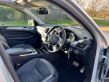 Used Mercedes-Benz M Class 2015 for sale - 77892975: Photo