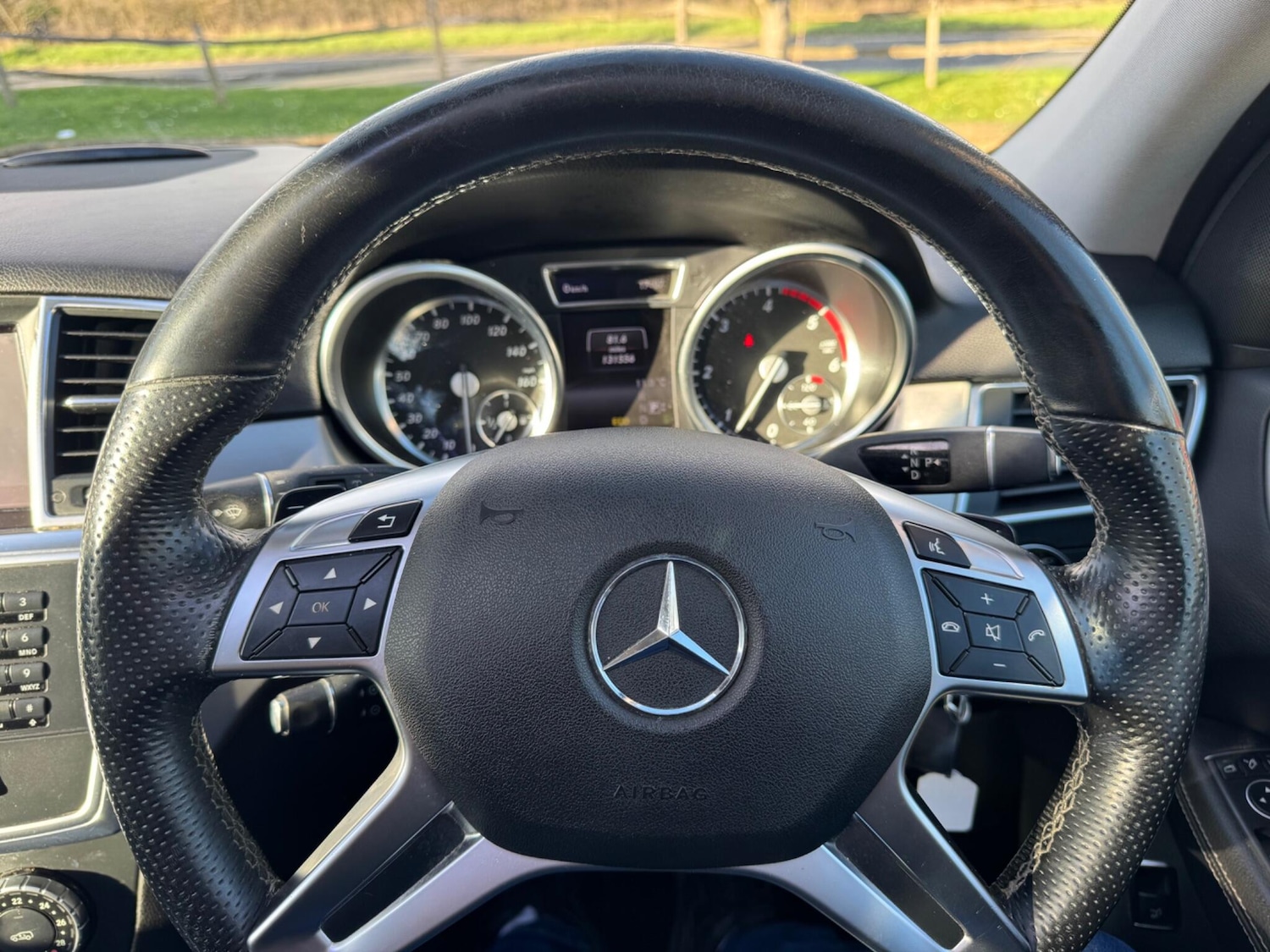 Used Mercedes-Benz M Class 2015 for sale - 77892975: Photo 6