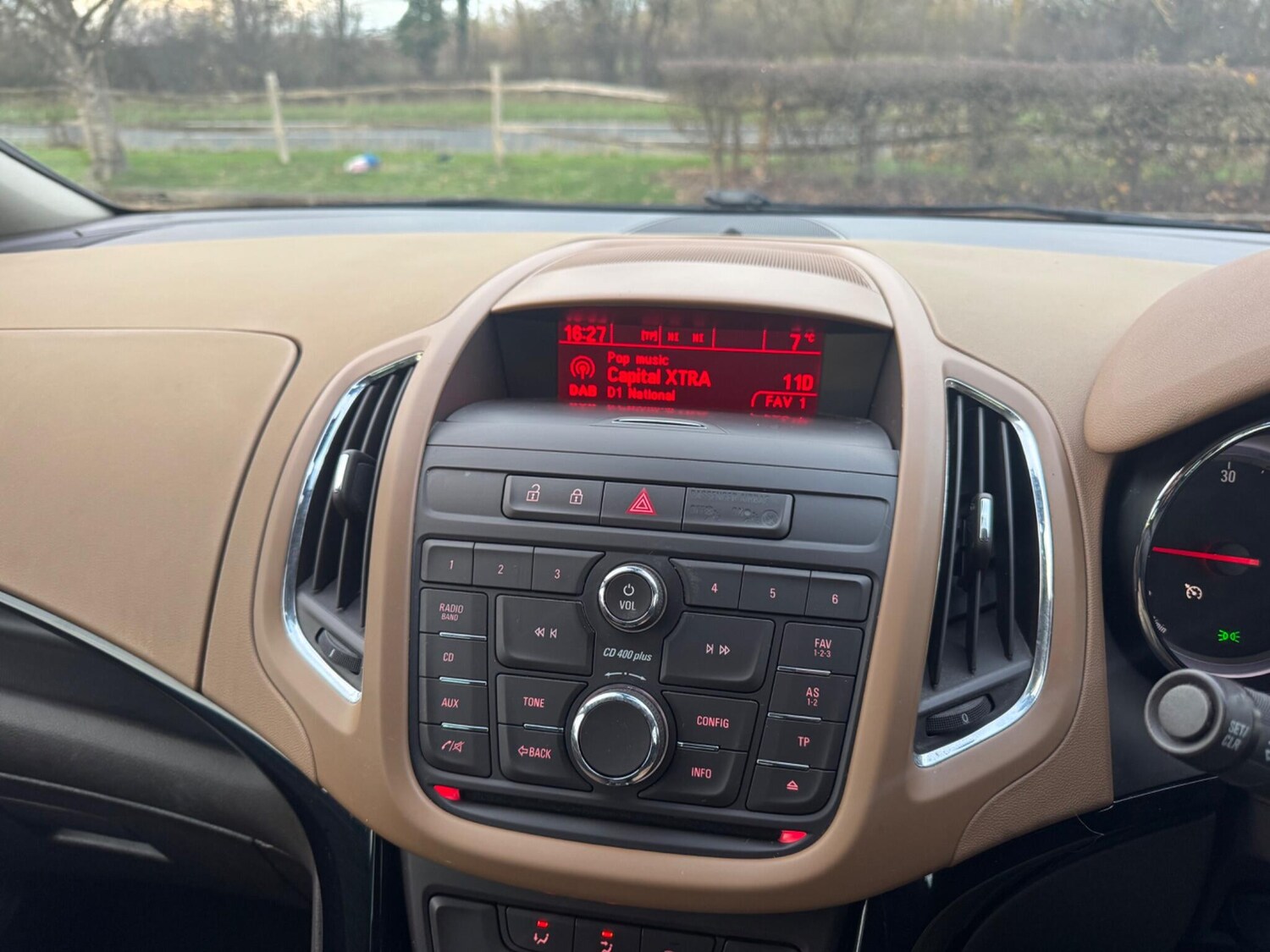 Used Vauxhall Zafira 2014 for sale - 76620618: Photo 21