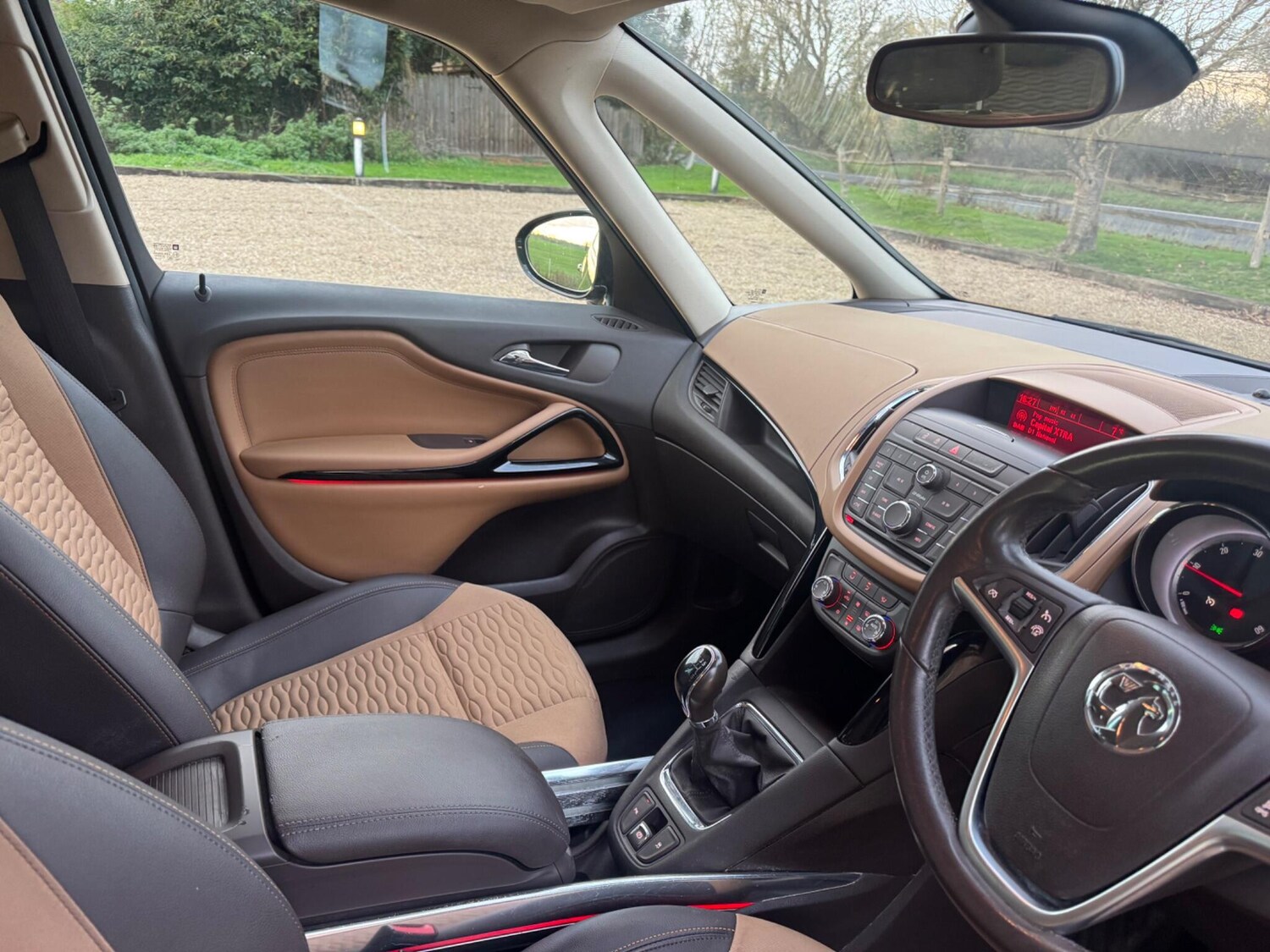 Used Vauxhall Zafira 2014 for sale - 76620618: Photo 22