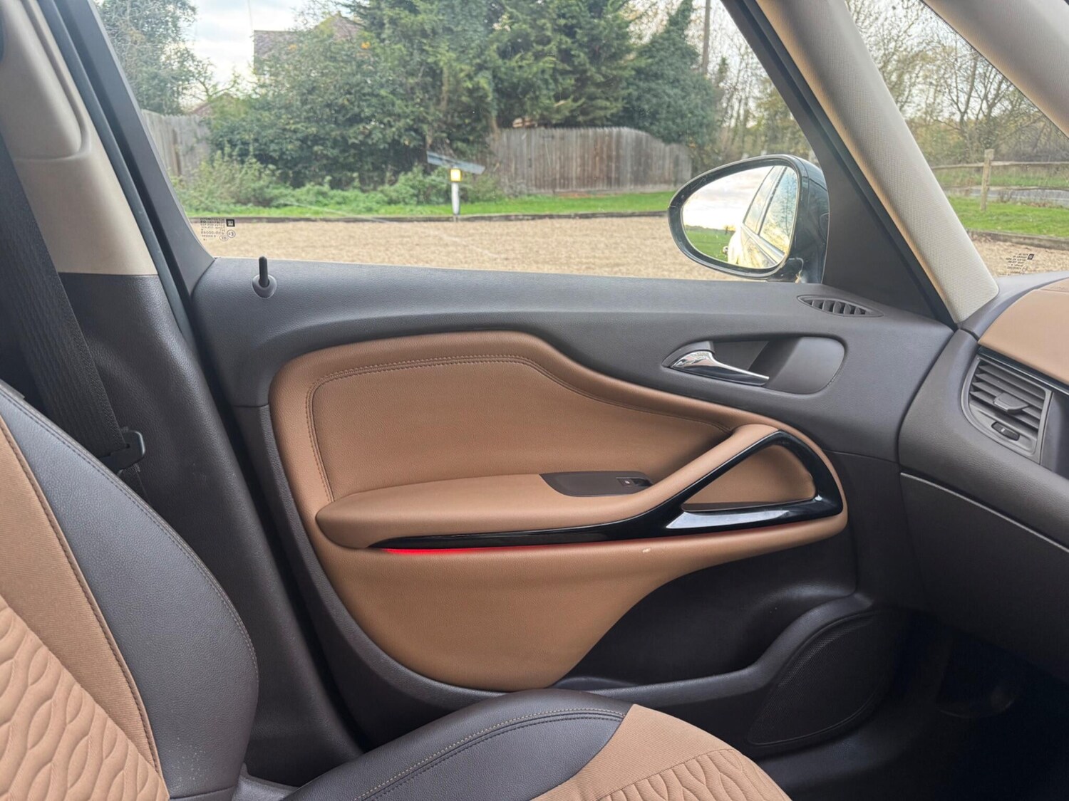 Used Vauxhall Zafira 2014 for sale - 76620618: Photo 25