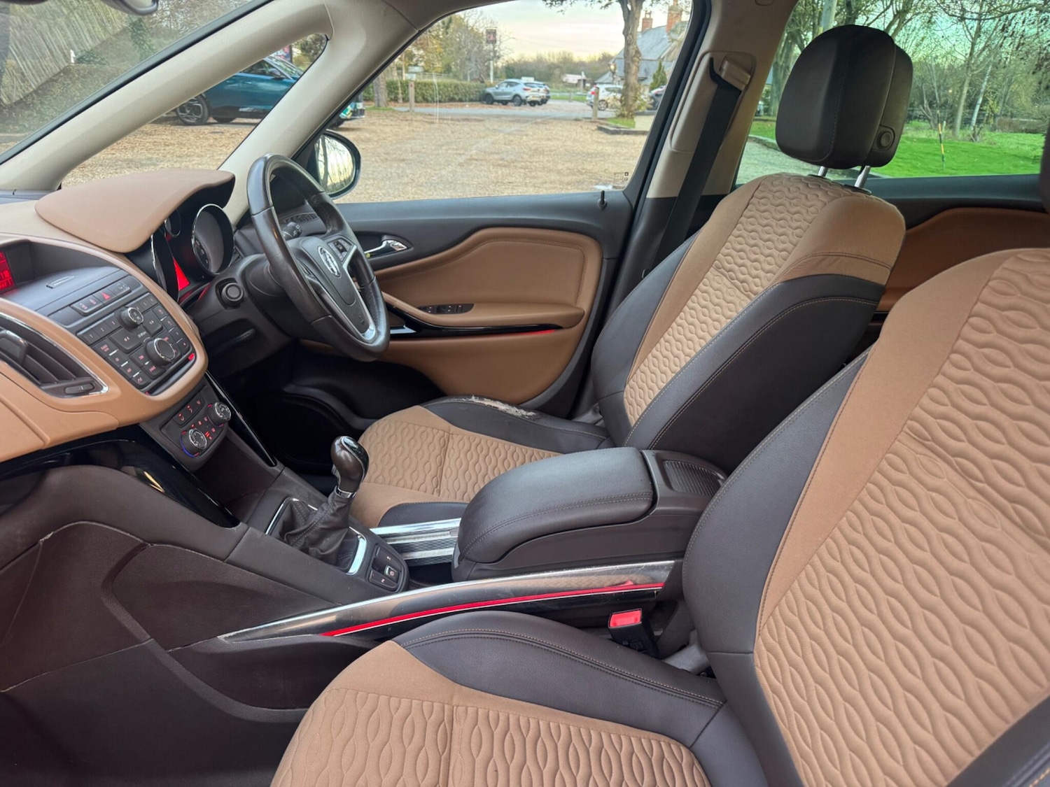 Used Vauxhall Zafira 2014 for sale - 76620618: Photo 3