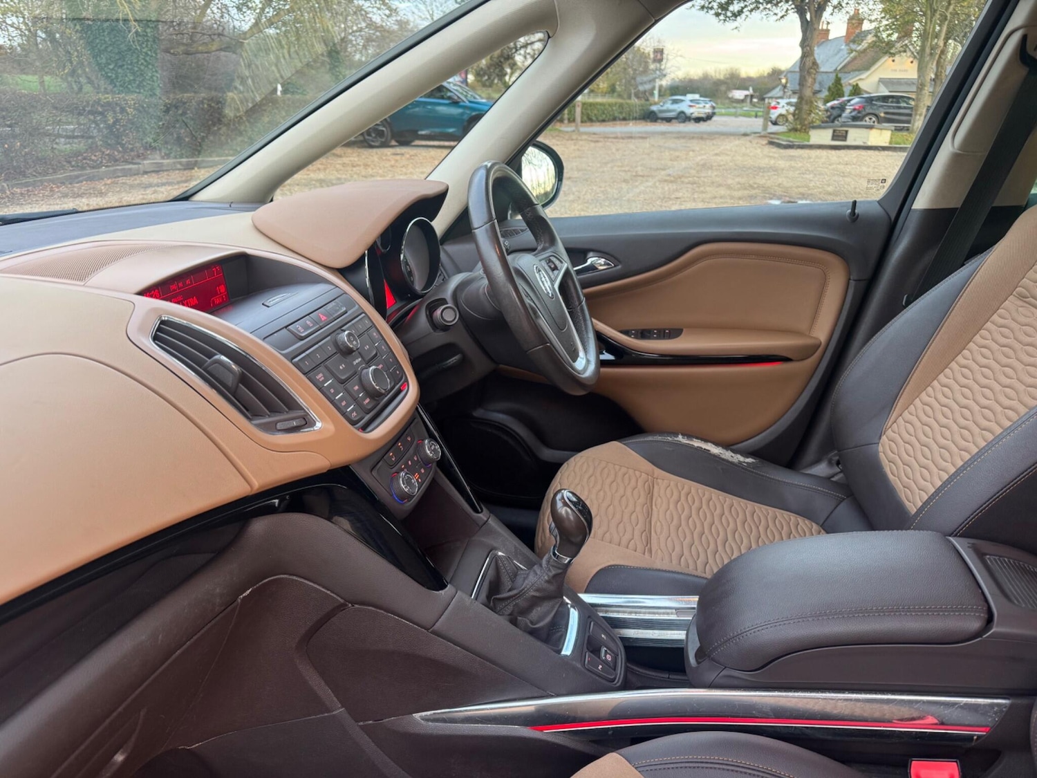 Used Vauxhall Zafira 2014 for sale - 76620618: Photo 31