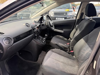 Used Mazda Mazda2 2013 for sale - 78214343: Photo