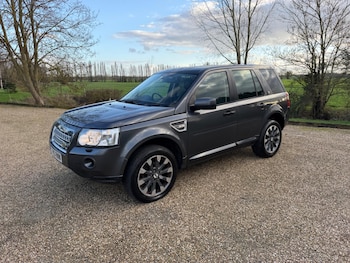 Used Land Rover Freelander 2010 for sale - 77839709: Photo