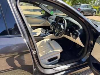 Used BMW 5 Series 2018 for sale - 74611127: Photo