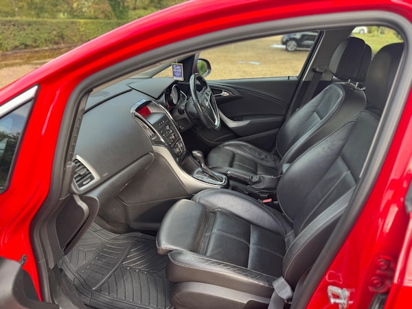 Used Vauxhall Astra 2014 for sale - 75782145: Photo 3