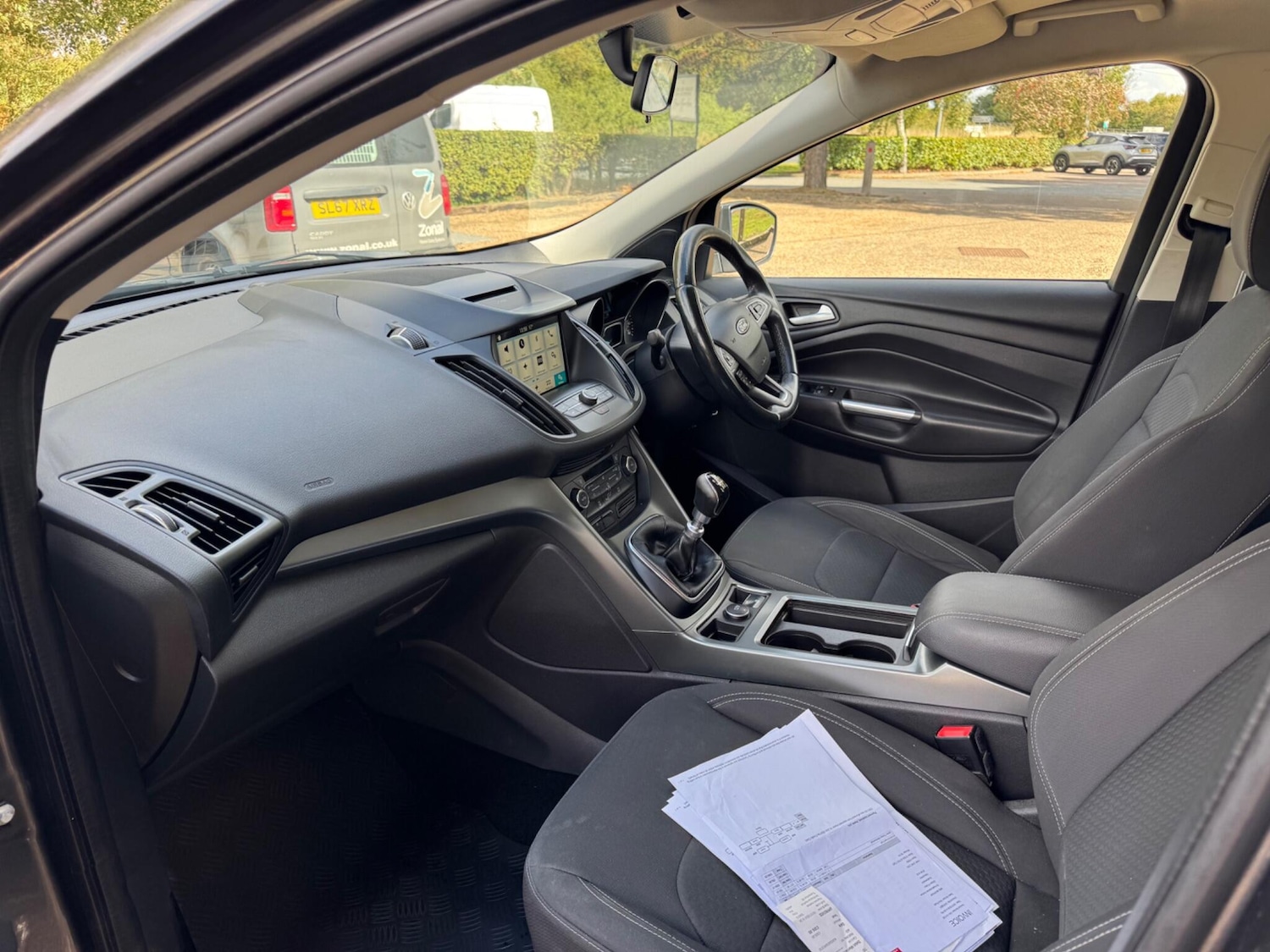 Used Ford Kuga 2017 for sale - 76989147: Photo 2