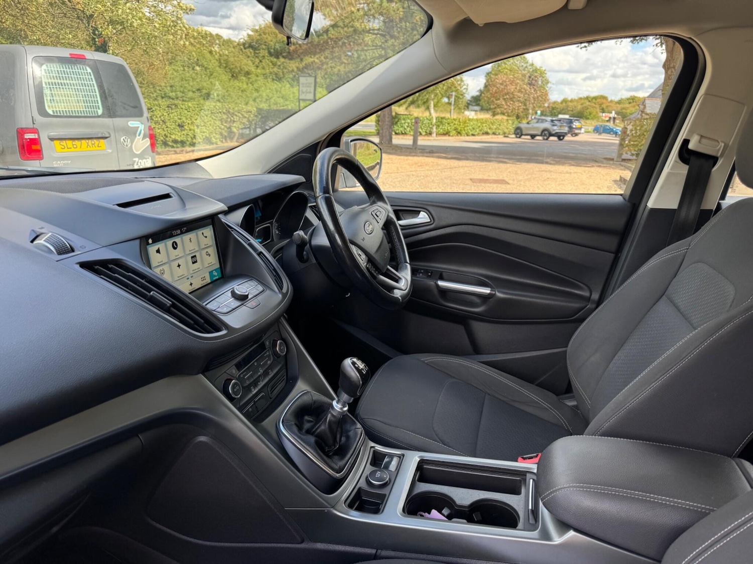 Used Ford Kuga 2017 for sale - 76989147: Photo 3