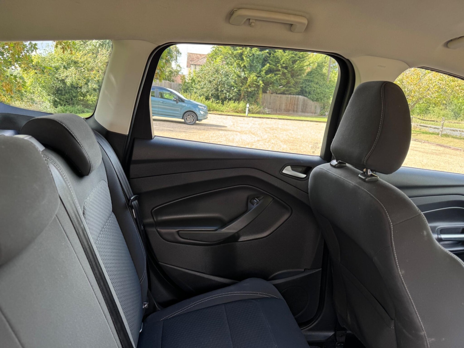 Used Ford Kuga 2017 for sale - 76989147: Photo 32