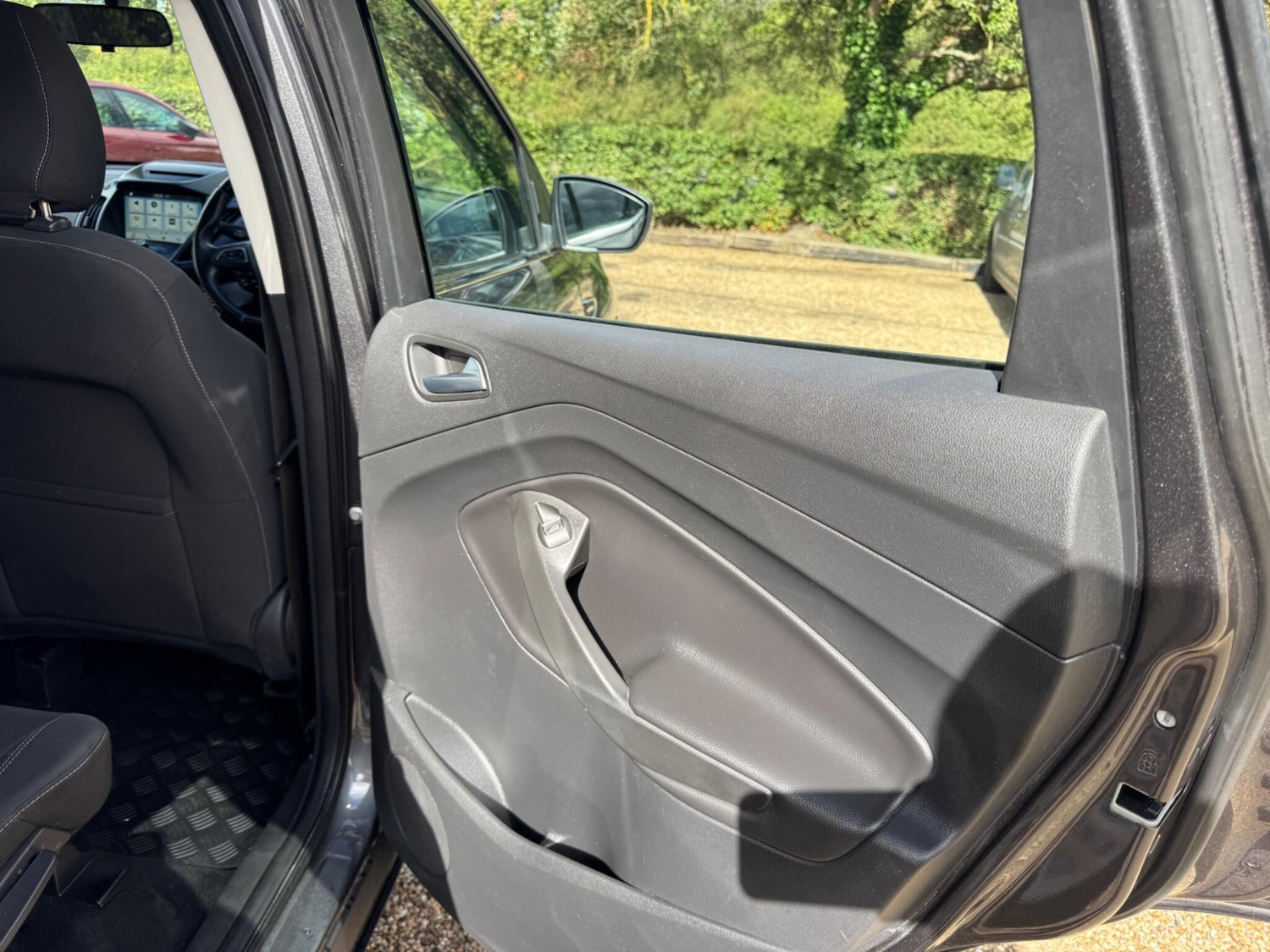 Used Ford Kuga 2017 for sale - 76989147: Photo 33