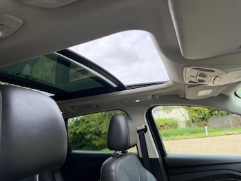 Used Ford Kuga 2014 for sale - 79012564: Photo