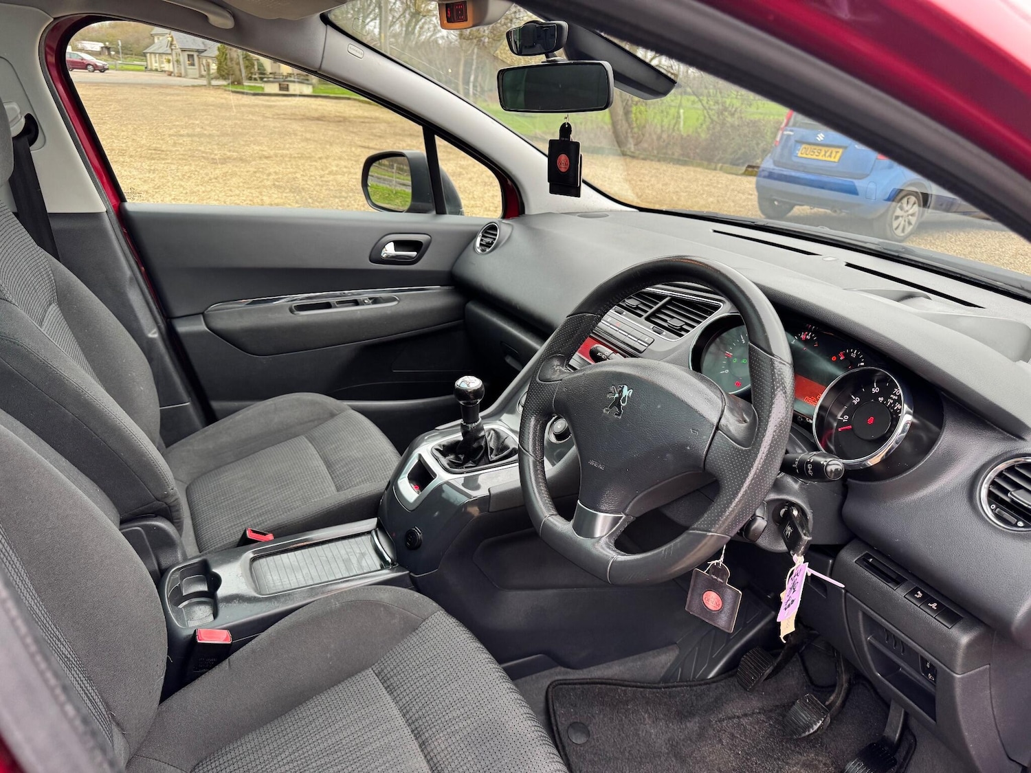 Used Peugeot 5008 2012 for sale - 77066809: Photo 26