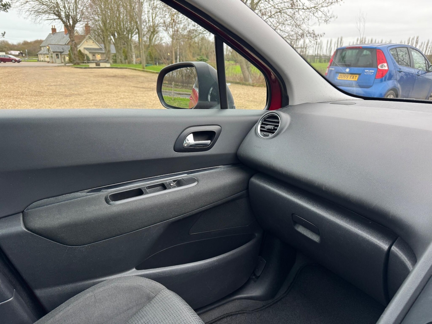 Used Peugeot 5008 2012 for sale - 77066809: Photo 32