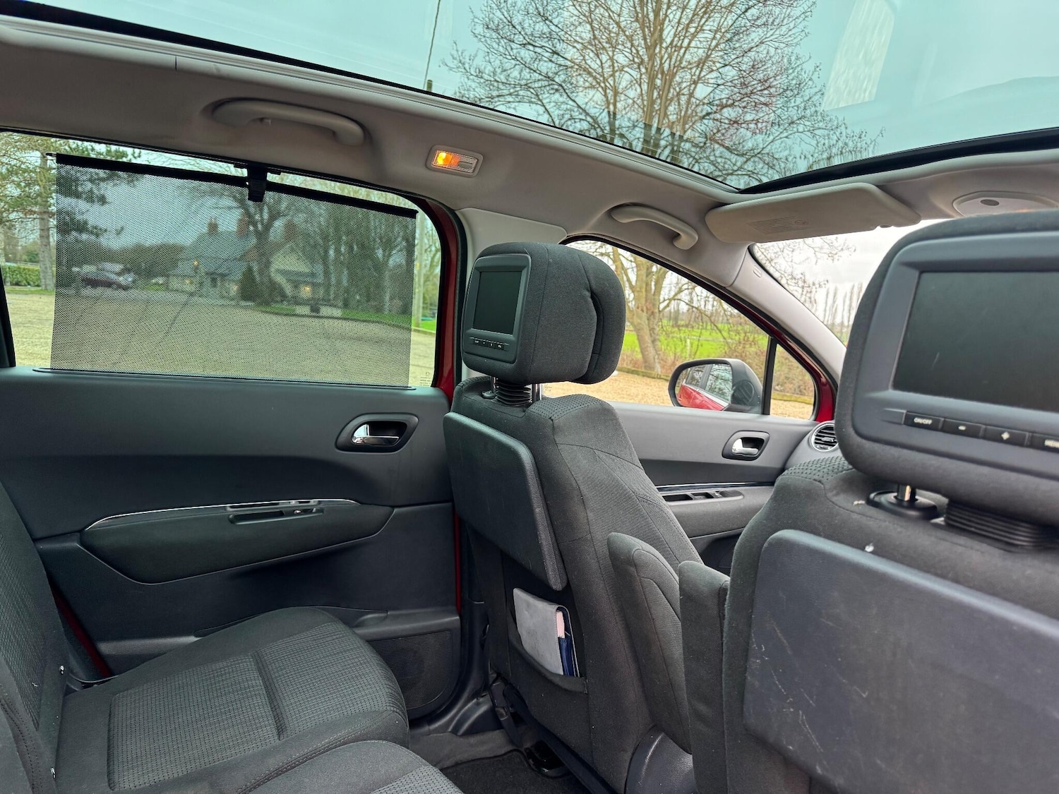 Used Peugeot 5008 2012 for sale - 77066809: Photo 4