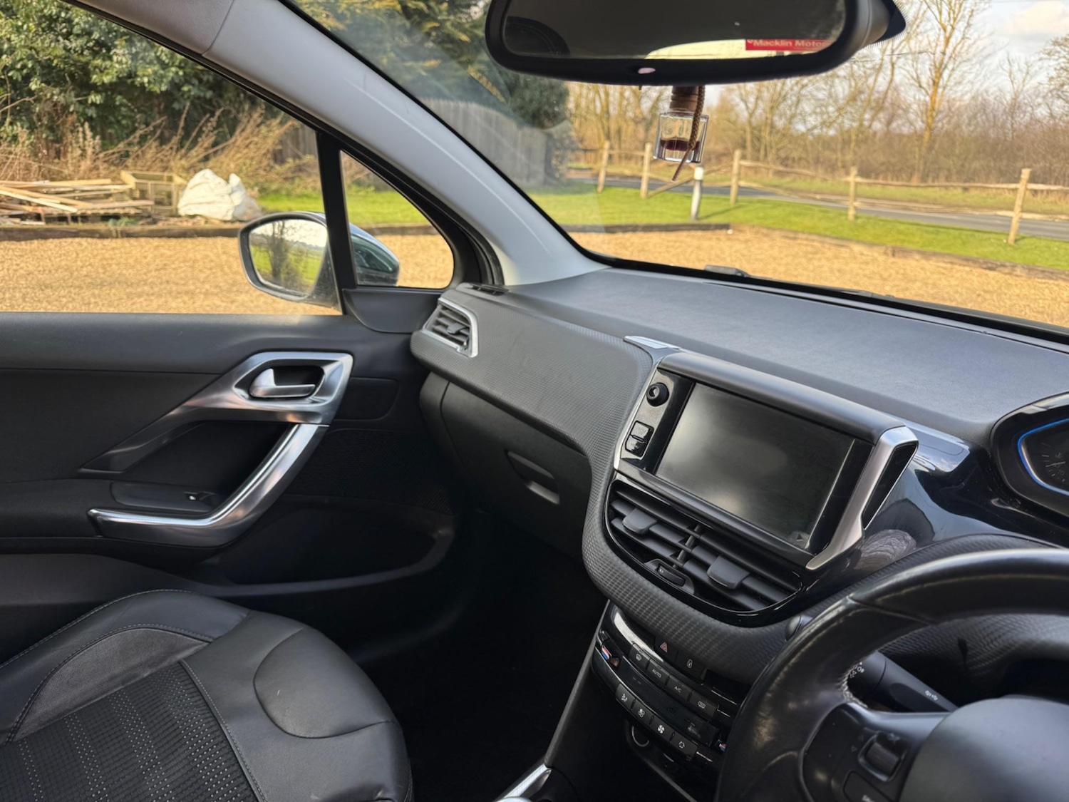 Used Peugeot 2008 2014 for sale - 77597800: Photo 25