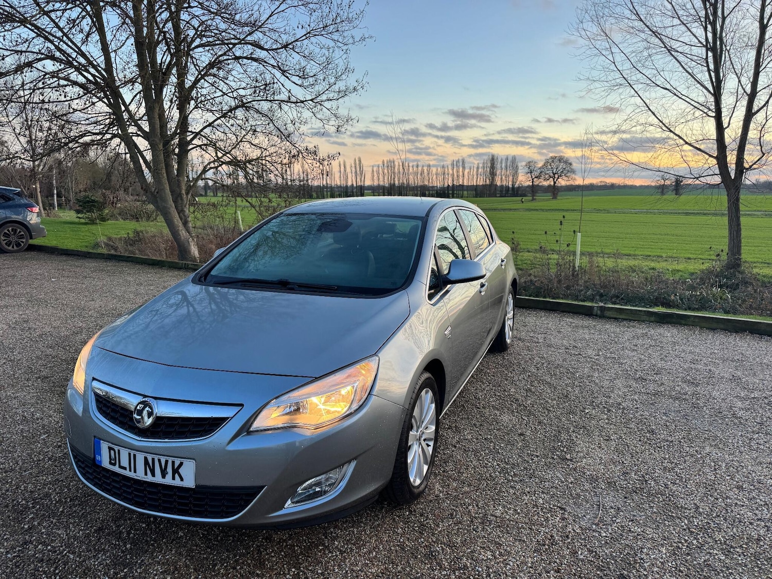 Used Vauxhall Astra 2011 for sale - 76942417: Photo 1