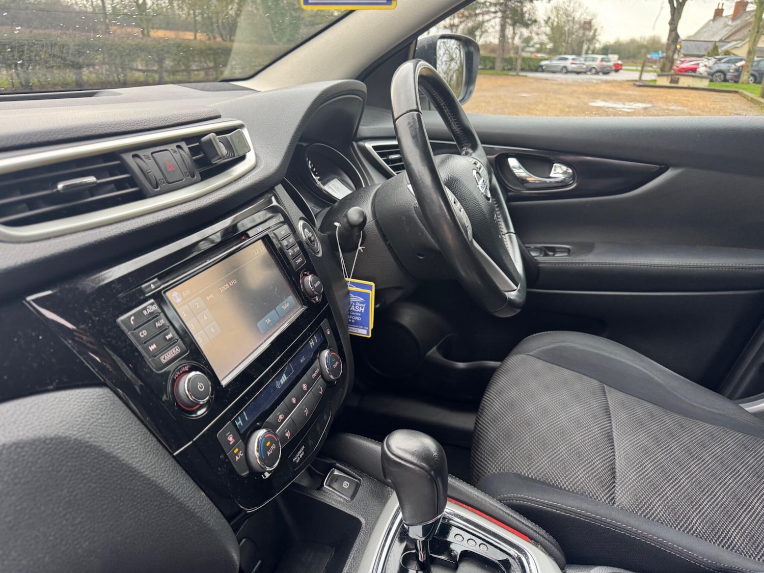 Used Nissan Qashqai 2015 for sale - 77291560: Photo 3