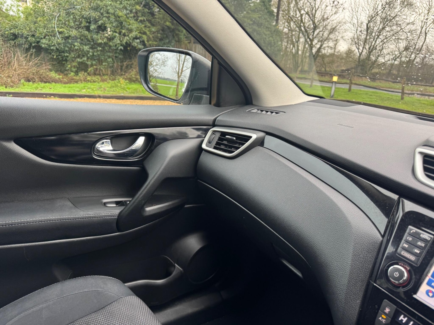 Used Nissan Qashqai 2015 for sale - 77291560: Photo 9