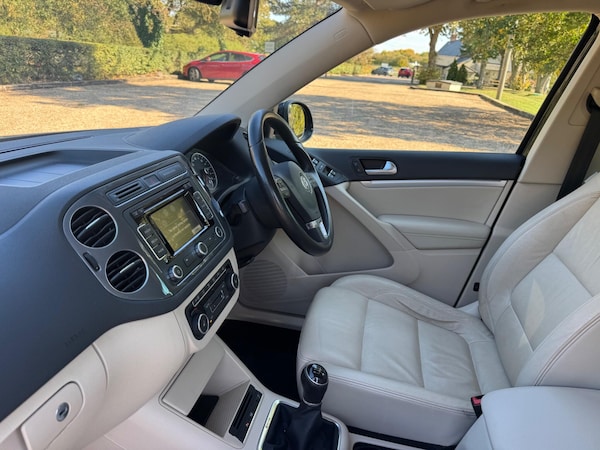 Used Volkswagen Tiguan 2014 for sale - 76122227: Photo 16