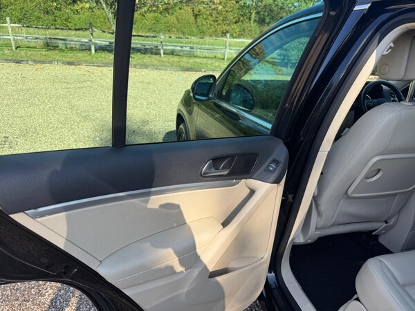 Used Volkswagen Tiguan 2014 for sale - 76122227: Photo 28