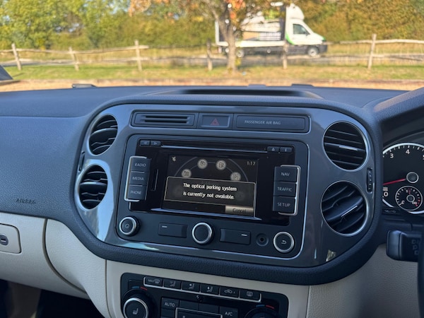 Used Volkswagen Tiguan 2014 for sale - 76122227: Photo 38