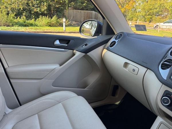 Used Volkswagen Tiguan 2014 for sale - 76122227: Photo 40