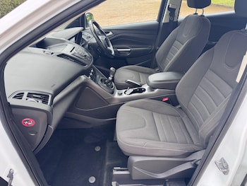 Used Ford Kuga 2016 for sale - 78810174: Photo