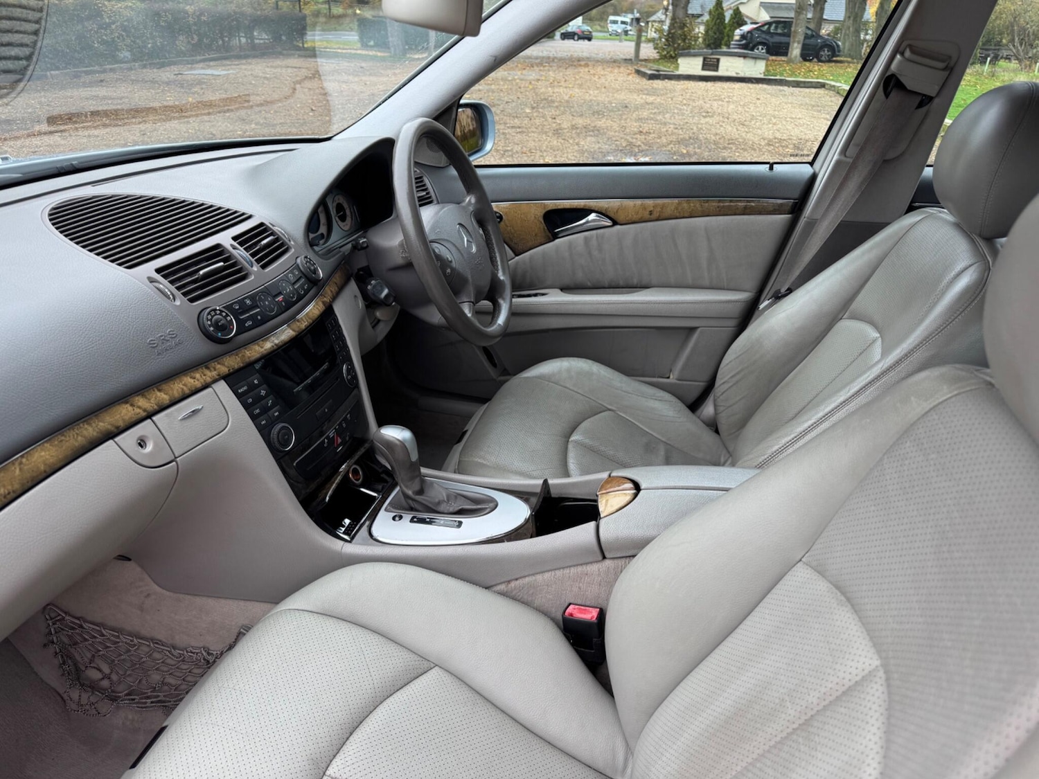 Used Mercedes-Benz E Class 2003 for sale - 76994986: Photo 3