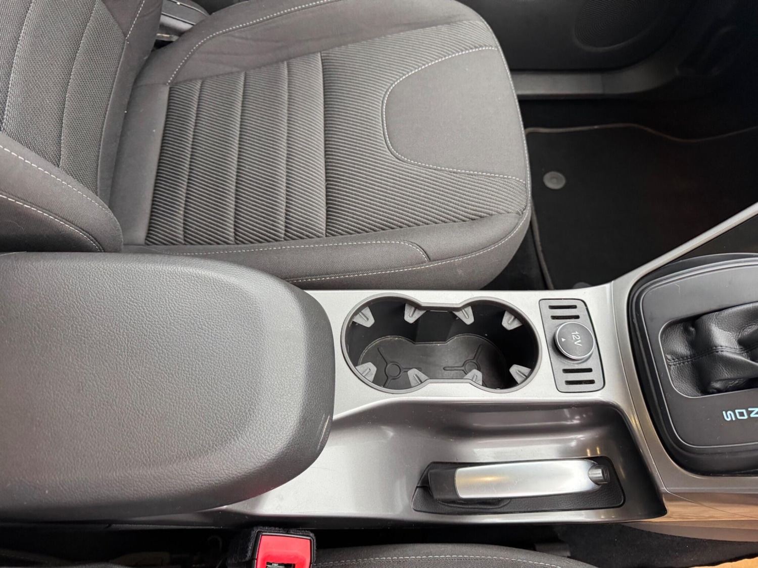 Used Ford Kuga 2015 for sale - 76824480: Photo 10