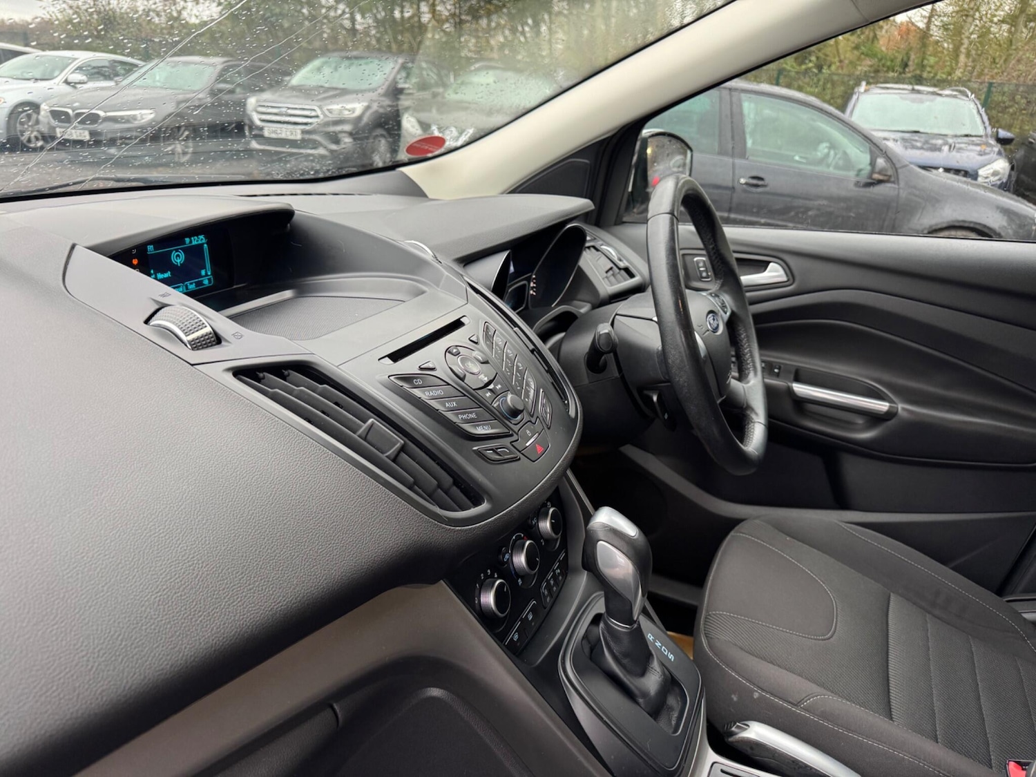 Used Ford Kuga 2015 for sale - 76824480: Photo 24