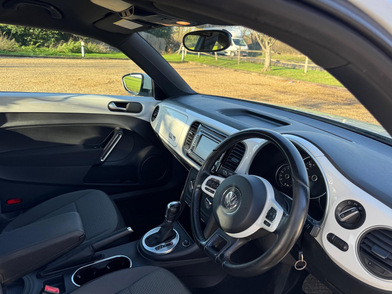 Used Volkswagen Beetle 2012 for sale - 76936456: Photo 23