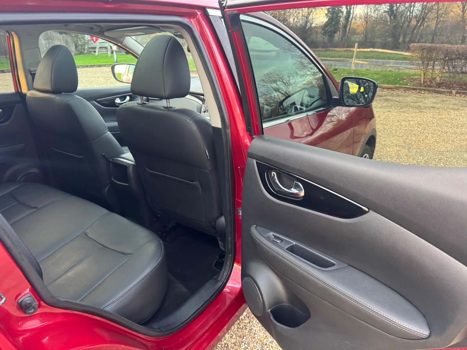 Used Nissan Qashqai 2015 for sale - 76619842: Photo 24