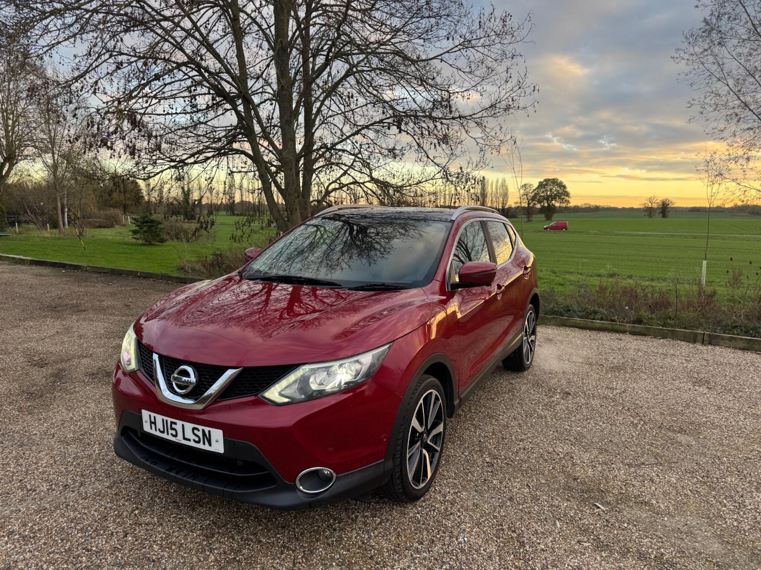 Used Nissan Qashqai 2015 for sale - 76619842: Photo 5