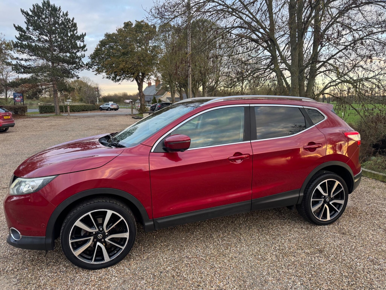 Used Nissan Qashqai 2015 for sale - 76619842: Photo 6