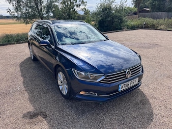 Used Volkswagen Passat 2016 for sale - 79425416: Photo
