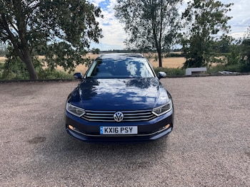 Used Volkswagen Passat 2016 for sale - 79425416: Photo
