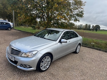 2011 (61) - 2.1 C200 CDI BlueEfficiency Elegance Edition 125 G-Tronic+ Euro 5 (s/s) 4dr