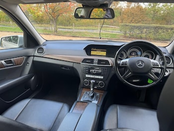 Used Mercedes-Benz C Class 2011 for sale - 76259929: Photo