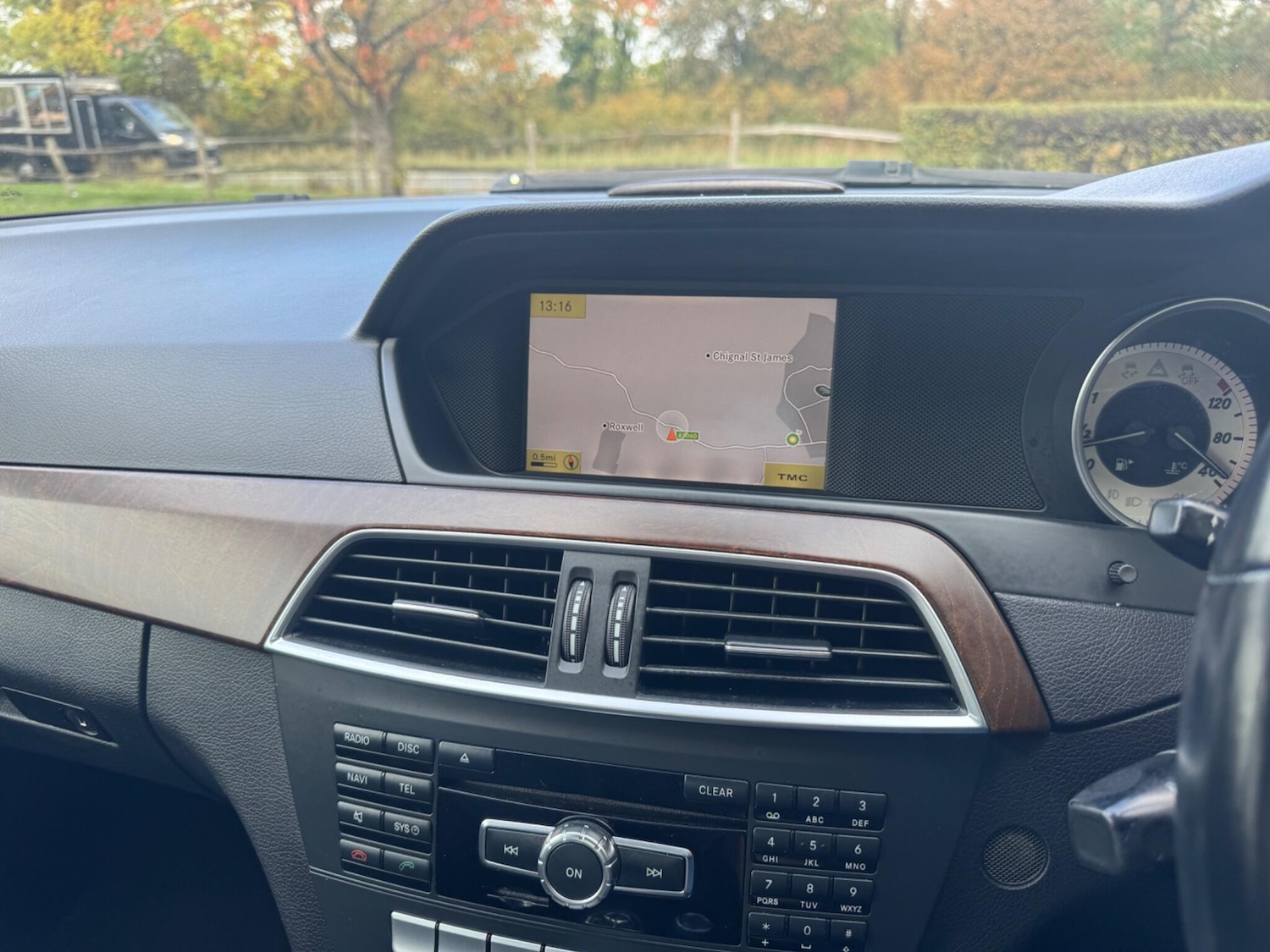 Used Mercedes-Benz C Class 2011 for sale - 76259929: Photo 8