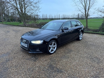 Used Audi A4 2013 for sale - 77484344: Photo