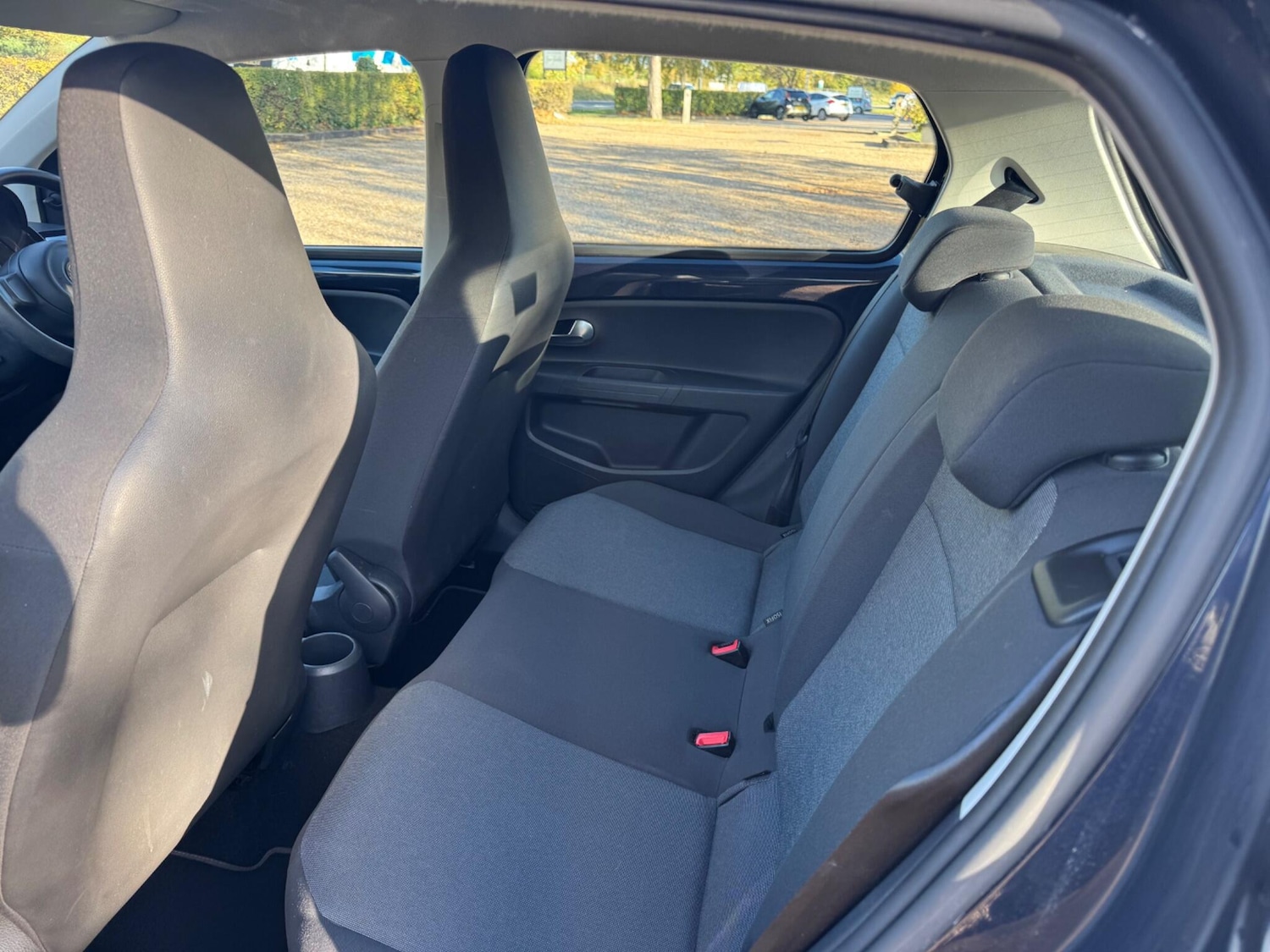 Used Volkswagen up! 2015 for sale - 76370506: Photo 5