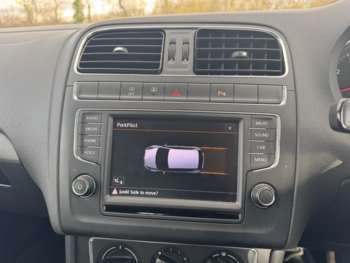Used Volkswagen Polo 2016 for sale - 74034151: Photo
