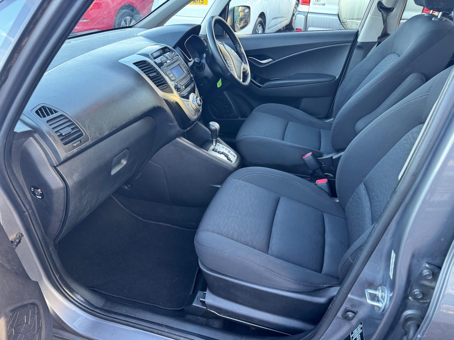 Used Hyundai Ix20 2011 for sale - 76913315: Photo 3